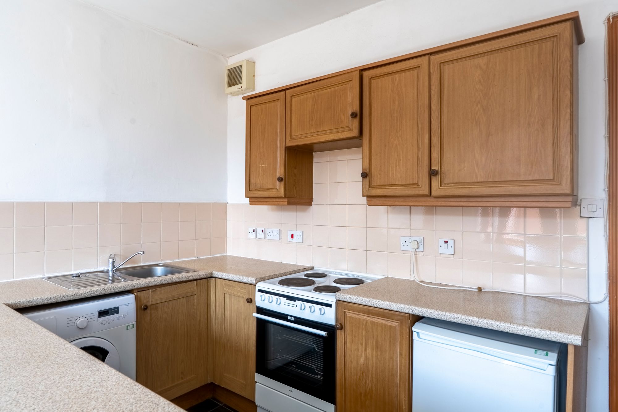 2-3104BerkeleyStreetGlasgow-G37HY18of22.jpg